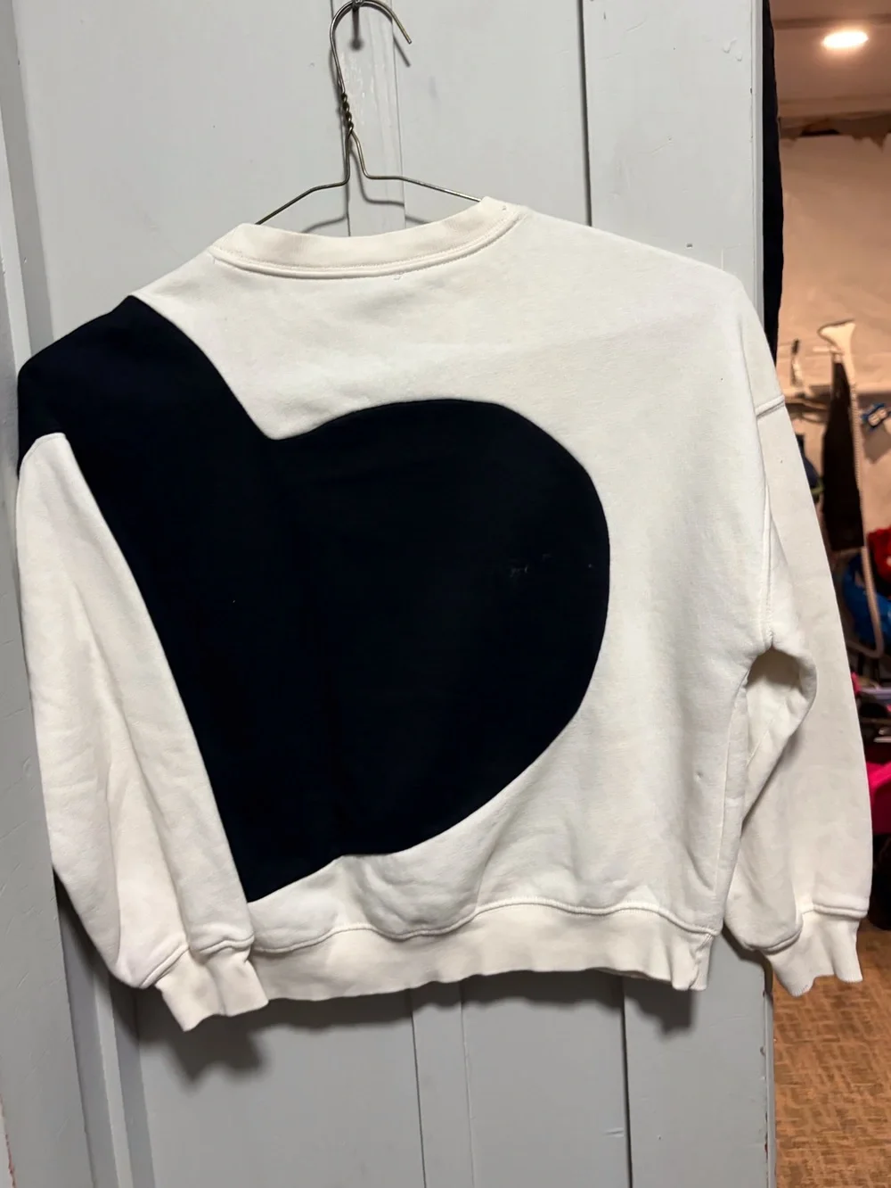 Kids old navy sweater size m